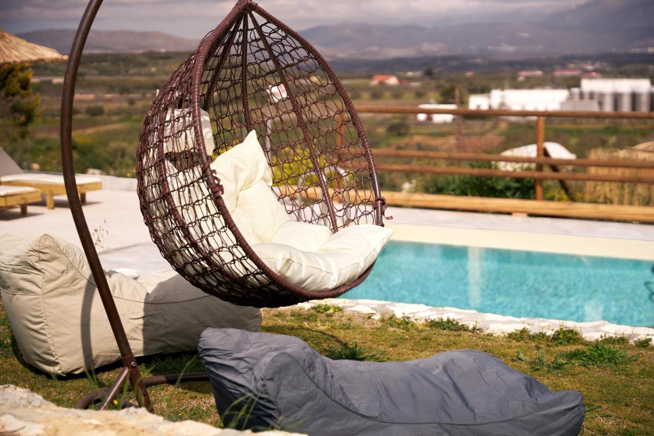 Vila Cretan *